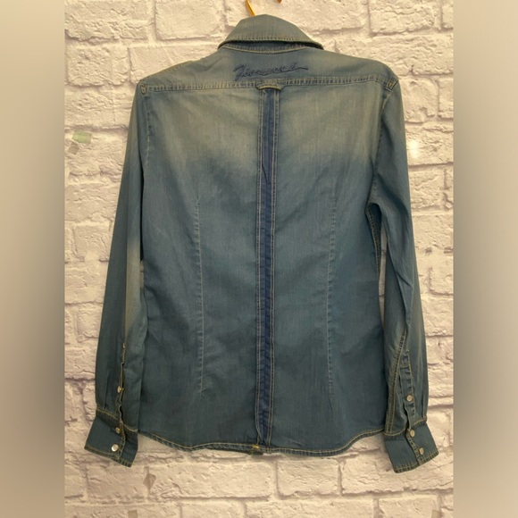 NWT Fiorucci Denim Pearl Button Down Shirt size 42 US Small Western - Picture 9 of 12